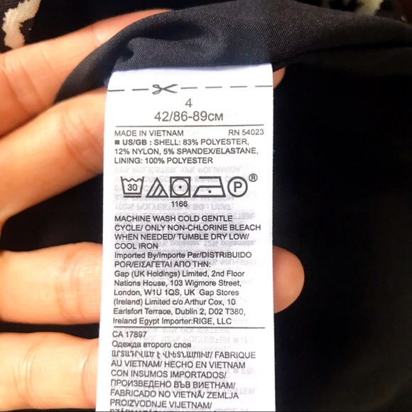 π¦ BANANA REPUBLIC ZEBRA PRINT FORM FITTING DRESS! - Picture 9 of 9